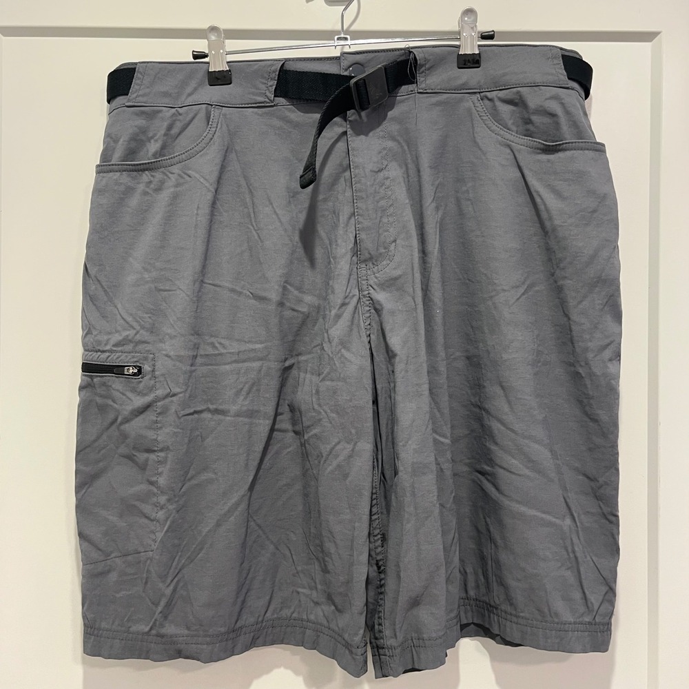 Lake & Trail Mens Hiking Shorts Gray Size 38 Belted Cargo Outdoor Utility